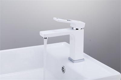 Смеситель для раковины 35к G1017 GAPPO литой, п/гайку, БЕЛЫЙ-хром 544586