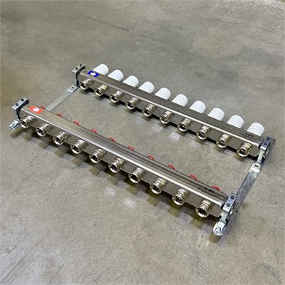 Колл.группа 1" х 10 вых 3/4" с балансировочными и термостатическими вентилями без конц, нерж. cталь 860150