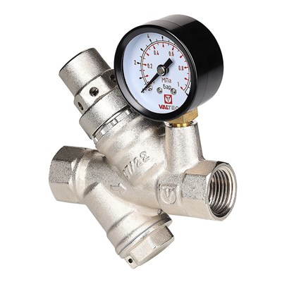 Редуктор давления поршневой 1/2" диап регул: 2,0 - 5,0 бар  c фильтром и манометром VALTEC 529608