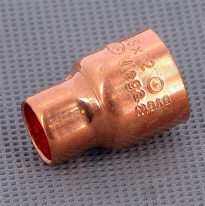 Муфта двухрастр.18х12 870896