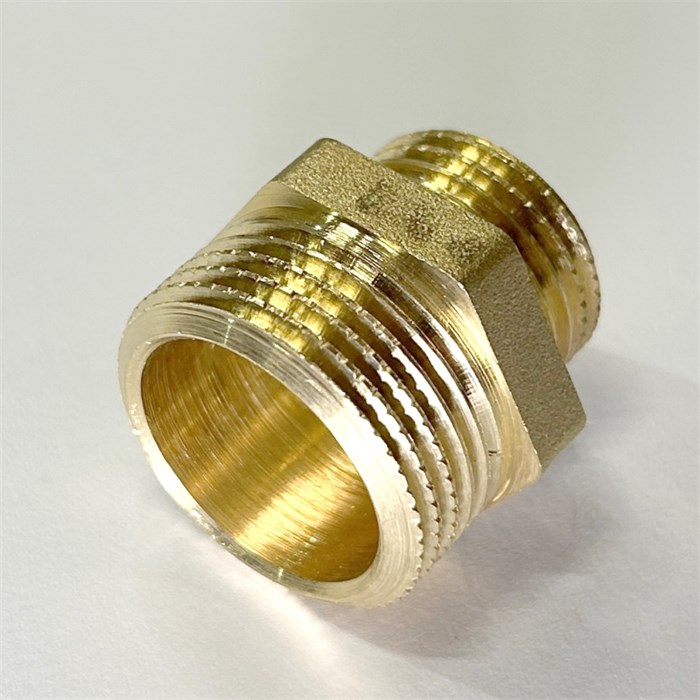 Ниппель Н 1/2" х 1" латунь 861287