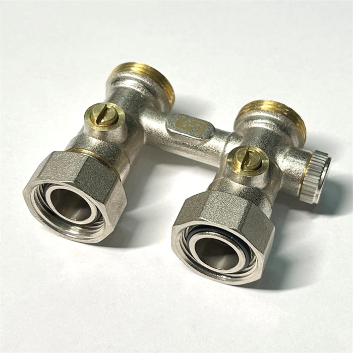 Узел прямой НВ 3/4"EK х 3/4"EK радиаторный со встроенными кранами и байпасом 875752