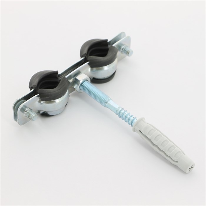 Хомут Cobra 3/8" (15-18 мм) двойной с уплотн. epdm, шпилька+дюбель 858825