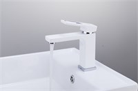 {{photo.Alt || photo.Description || 'Смеситель для раковины 35к G1017 GAPPO литой, п/гайку, БЕЛЫЙ-хром'}}