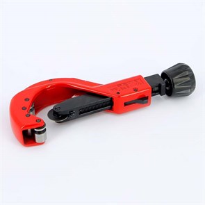 Резак для труб 67 с фаскоснимателем 881798